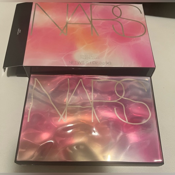 NARS limited edition Face palette - Picture 2 of 3